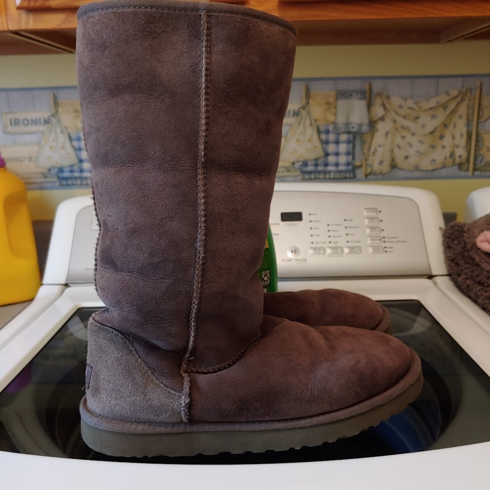 Tall gray Ugg Boots